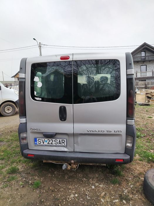 Vând Opel Vivaro 1.9 TDI