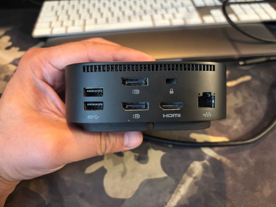 HP USB-C G5 Essential Dock много запазен