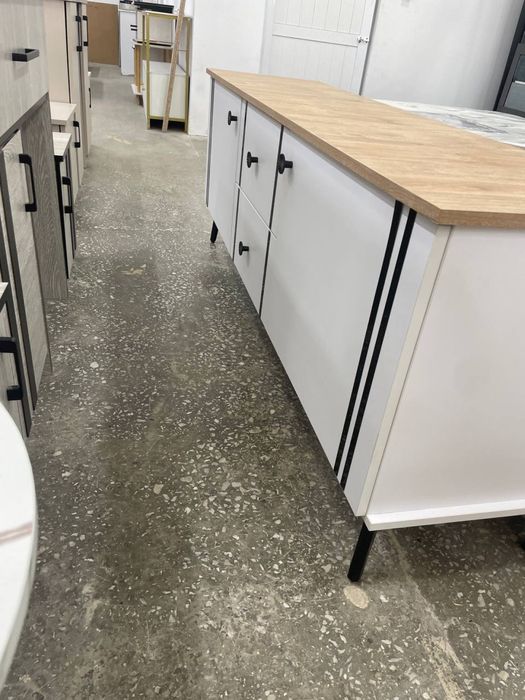 Tv tumbalar telefizor pastafkalar  razmeri 160 smga 60 sm katta televi