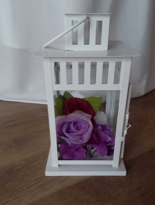 Aranjamente florale și suporți