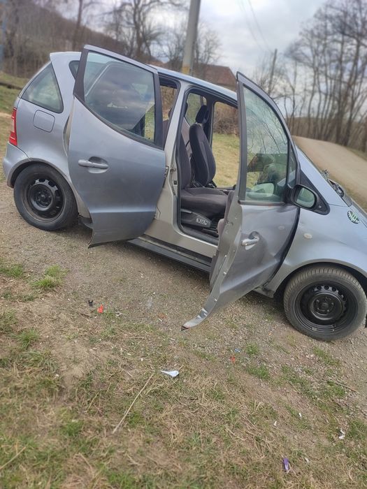 Mercedes A clas W160