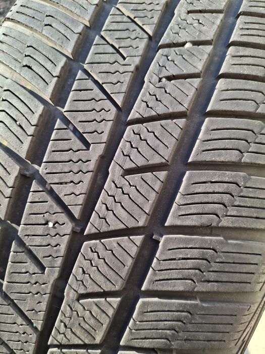 4 Anvelope  de iarnă  225 50 r17 Barum