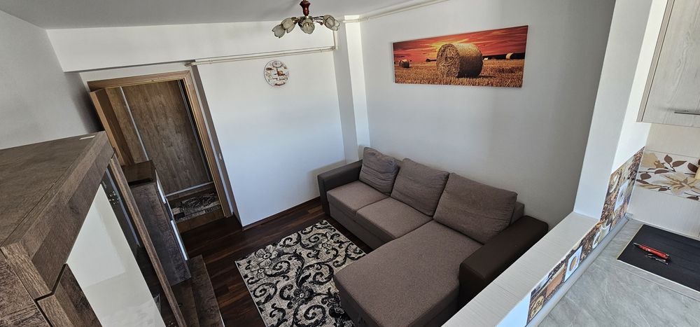 Inchiriez apartament 2 camere Fiald