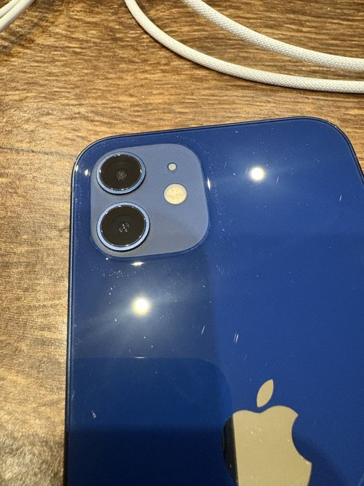 Iphone 12 за ремонт/части