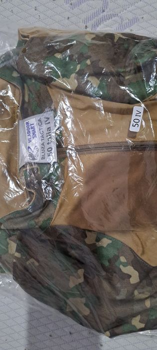 Haine camuflaj culori