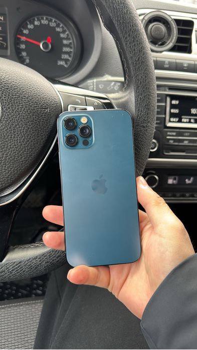 Айфон 12 про 256 Идеал