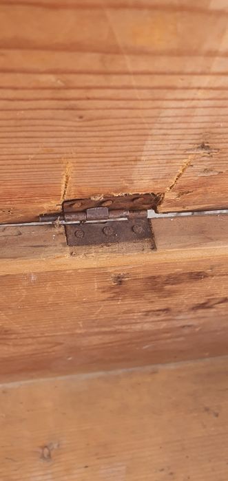 Старинна ракла сандък