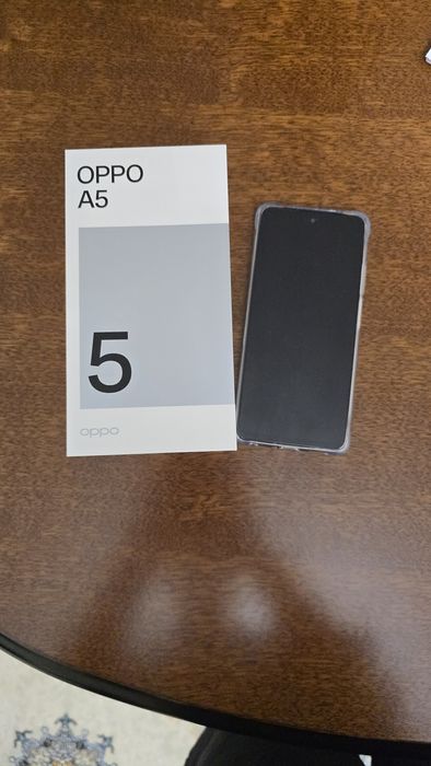 Срочно продам телефон OPPO A5 новый