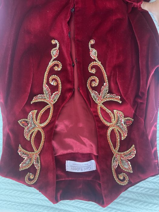 продам камзол 42 размера