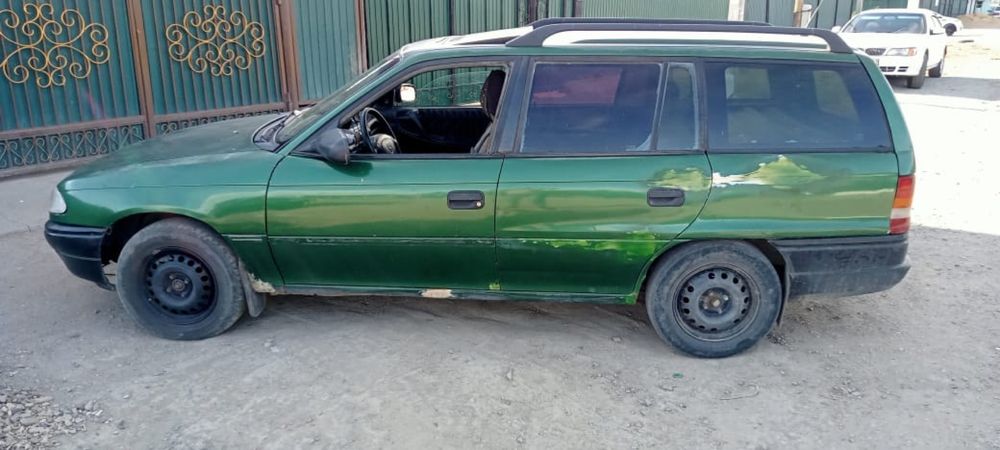 Прадам машину