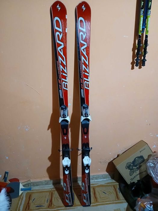 Ски с автомат 160 см