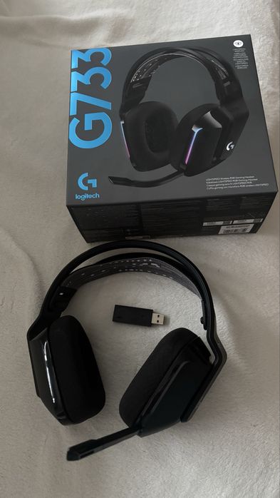 Гейминг слушалки Logitech g733