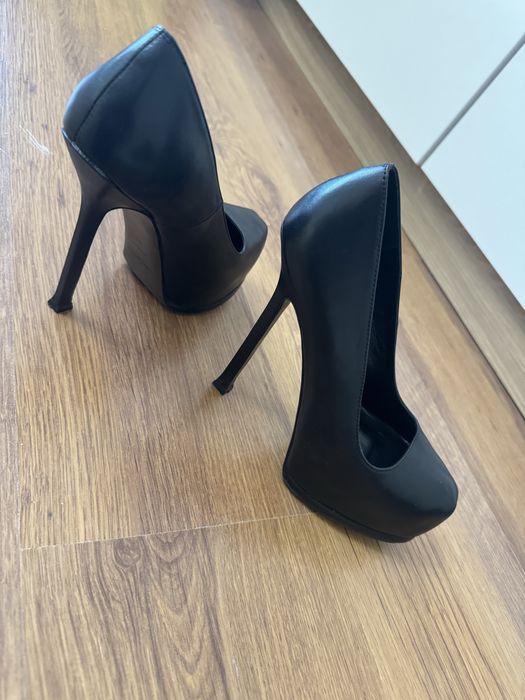 Туфли черные,под YSL