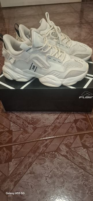 Дамски маратонки Flair