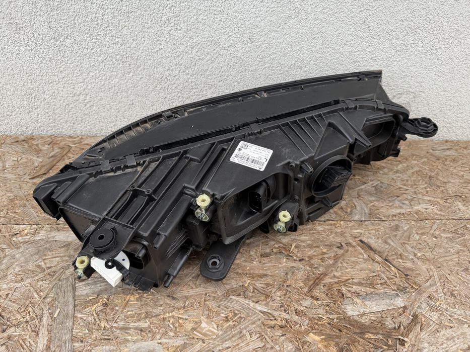 Far stanga VW Touareg 3 Facelift CR7 Full LED MATRIX Original Europa