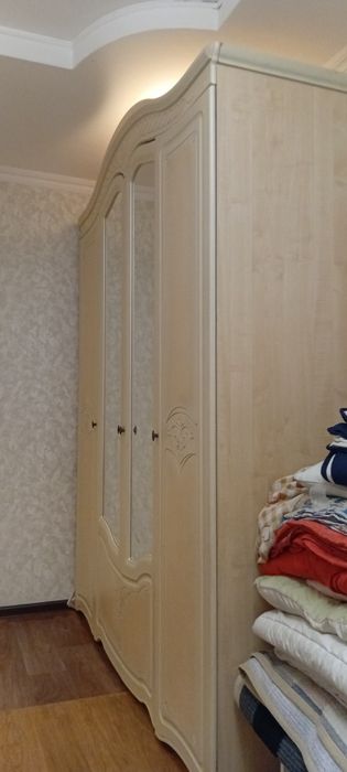 Продам шкаф для спальни
