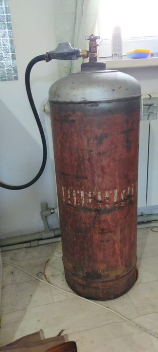 Продам большой газ баллон