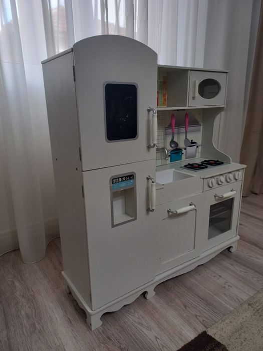 Bucătărie interactivă pentru copii din lemn!