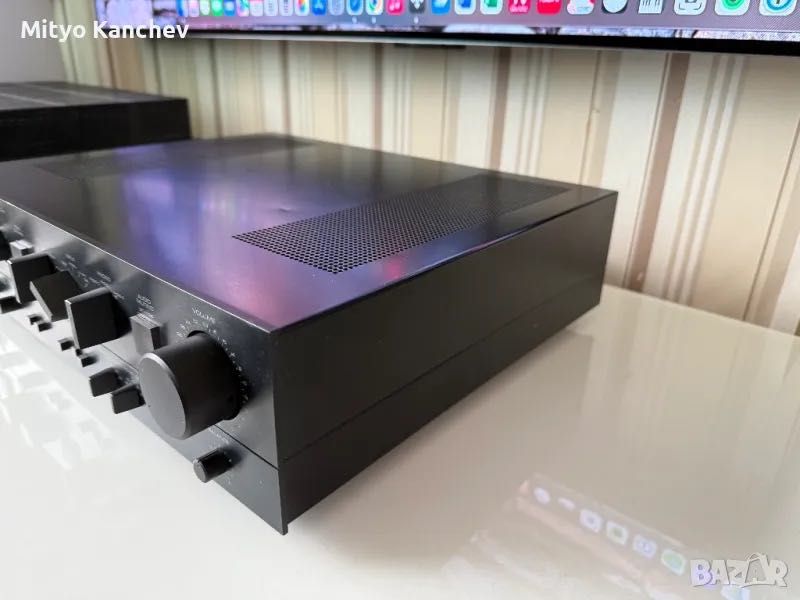 Предусилвател Yamaha C-4