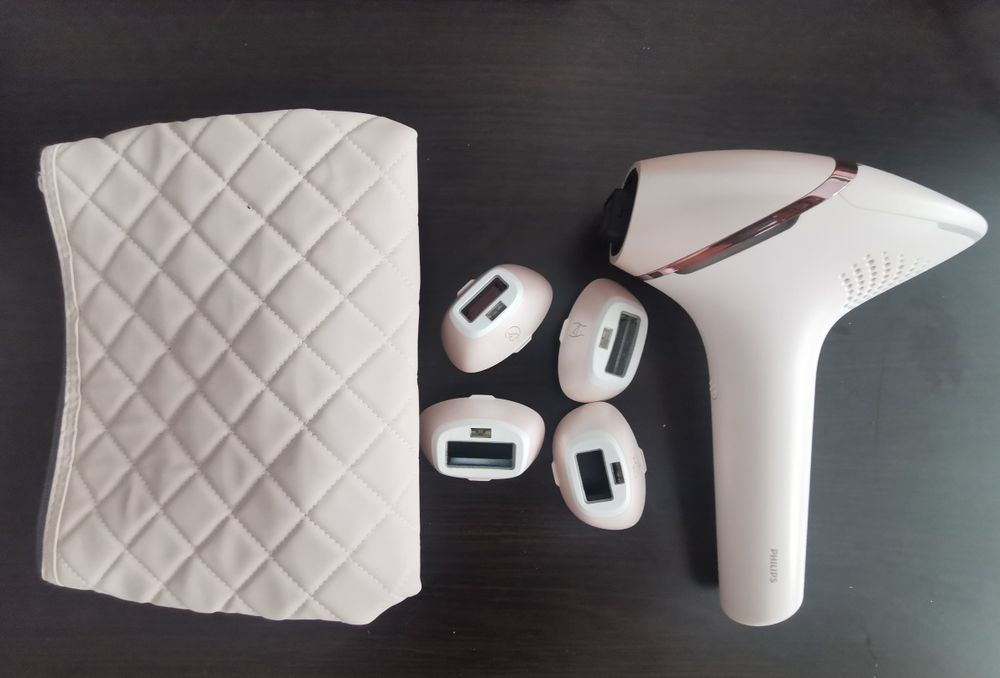 Epilator IPL Philips Lumea Seria 9900