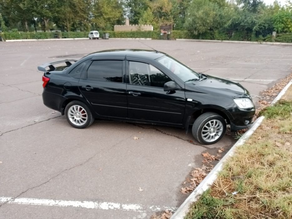 Продаю Ладу Гранту 2014 года