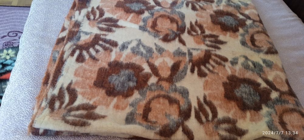 Ръчно тъкани черги и одеала