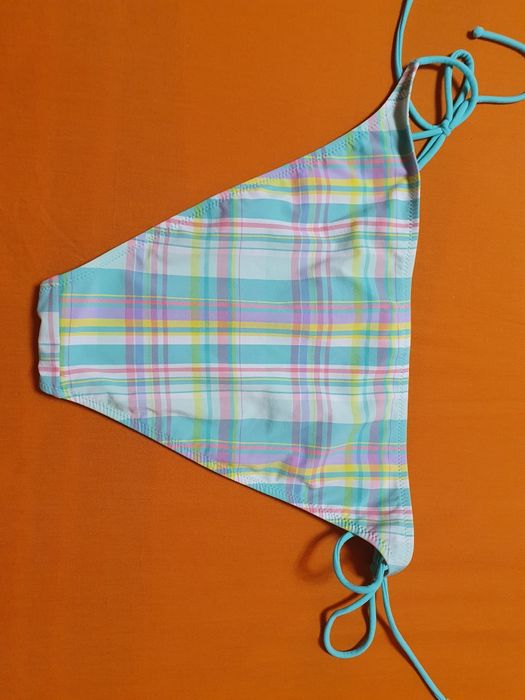 Slip de dama, nou-nouți