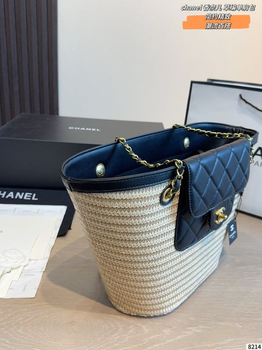Geanta Chanel rafie pe comanda