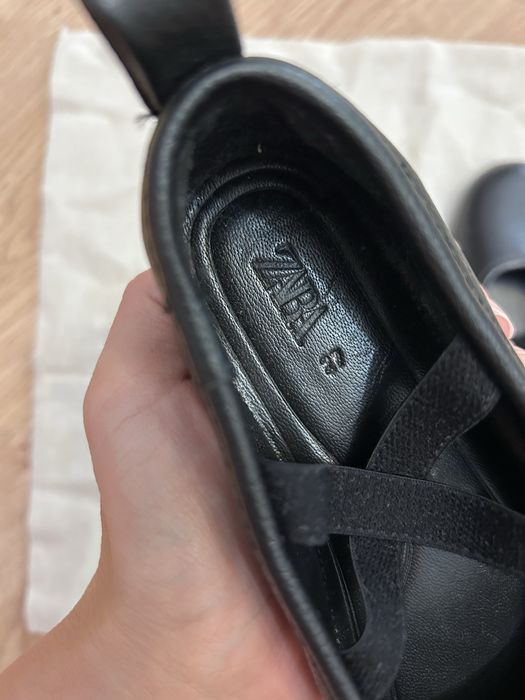 Pantofi din piele Zara ~ marimea 27