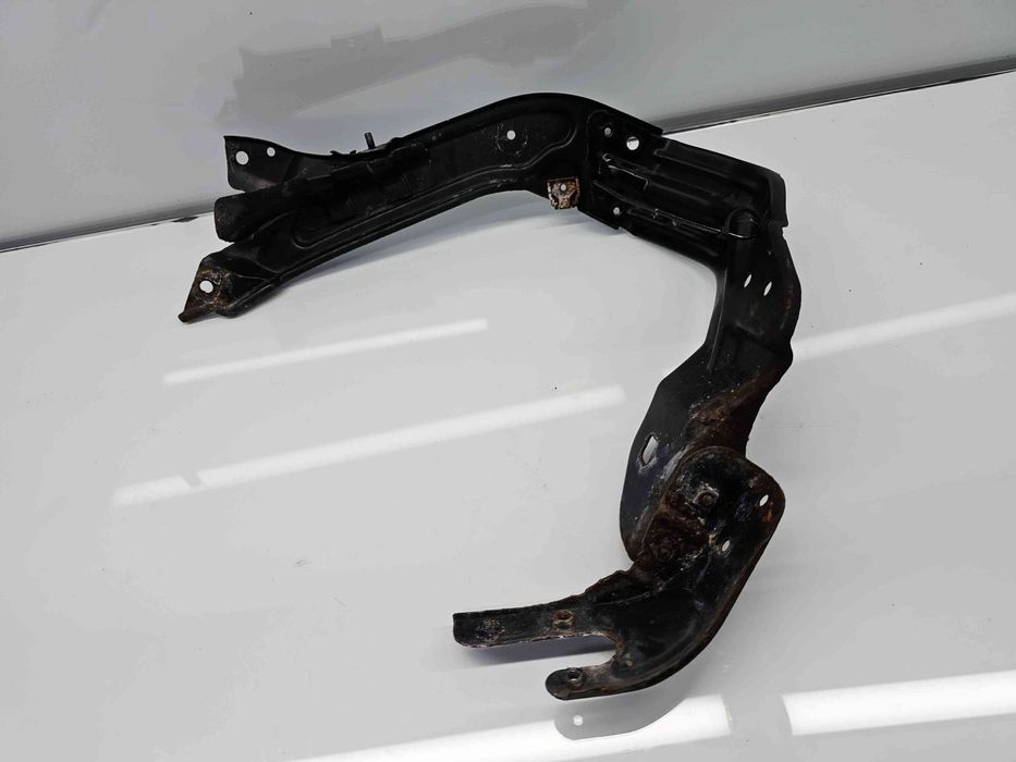 Suport far dreapta Mercedes Clasa CLK (C209) [Fabr 2002-2009]