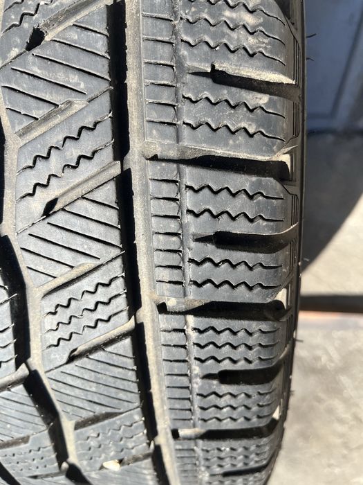 2 бр. зимни гуми за бус 215/65/16C Hankook 6/7 mm DOT 3519/3621