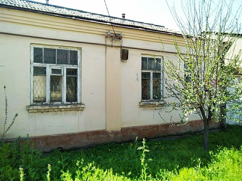 Продаётся дом с земельным участком