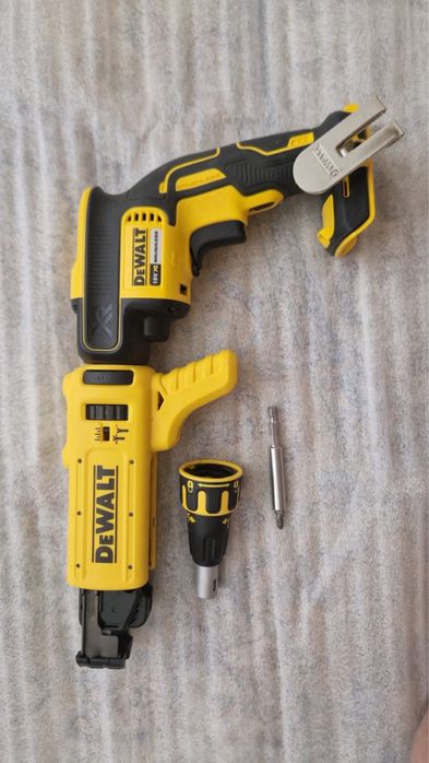 Dewalt шуруповерт по гипсокартону