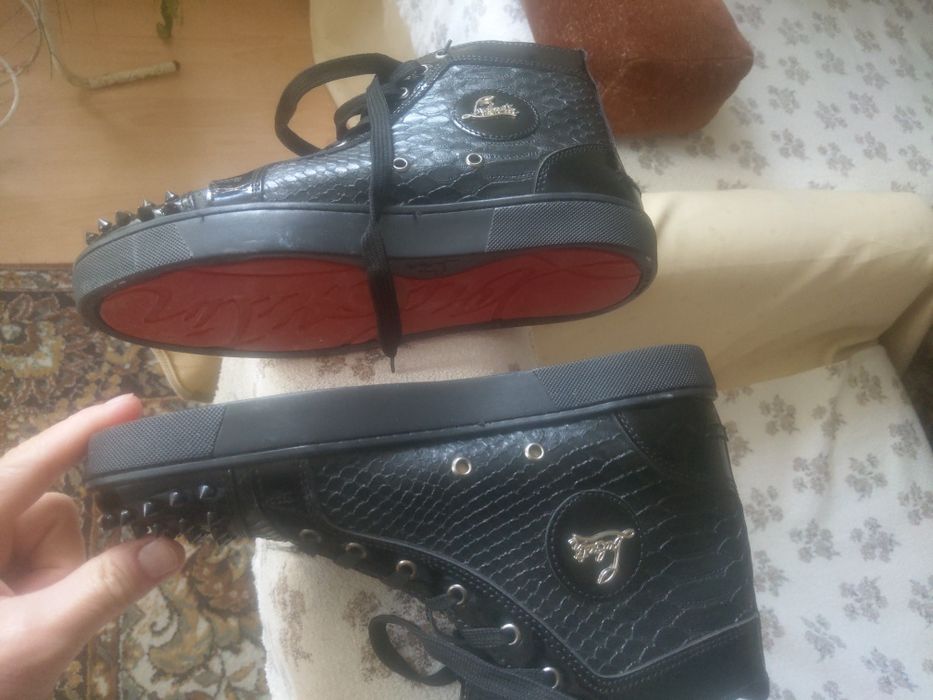 Обувки,боти Кристиян Лабутейн