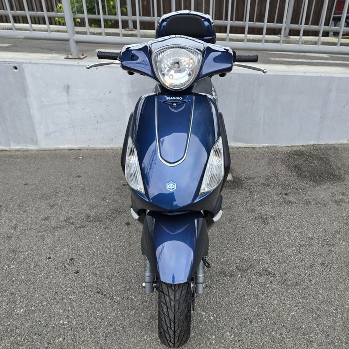 Piaggio Fly 125 cc categ B