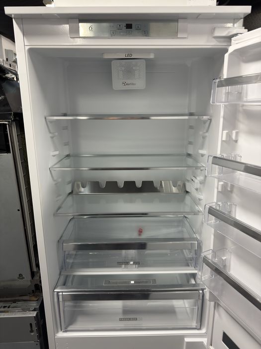 Combina frigorifica incorporabila Whirlpool SP408012P 70cm latime