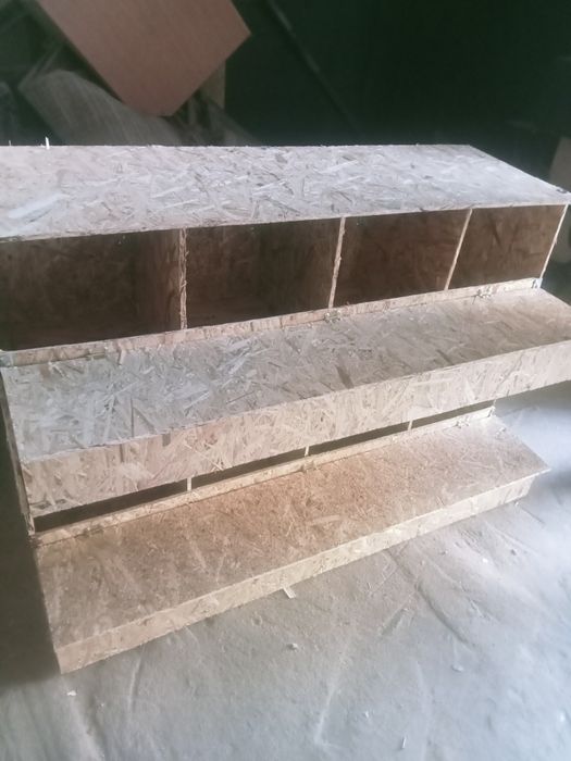 Гнезда для кур несушок