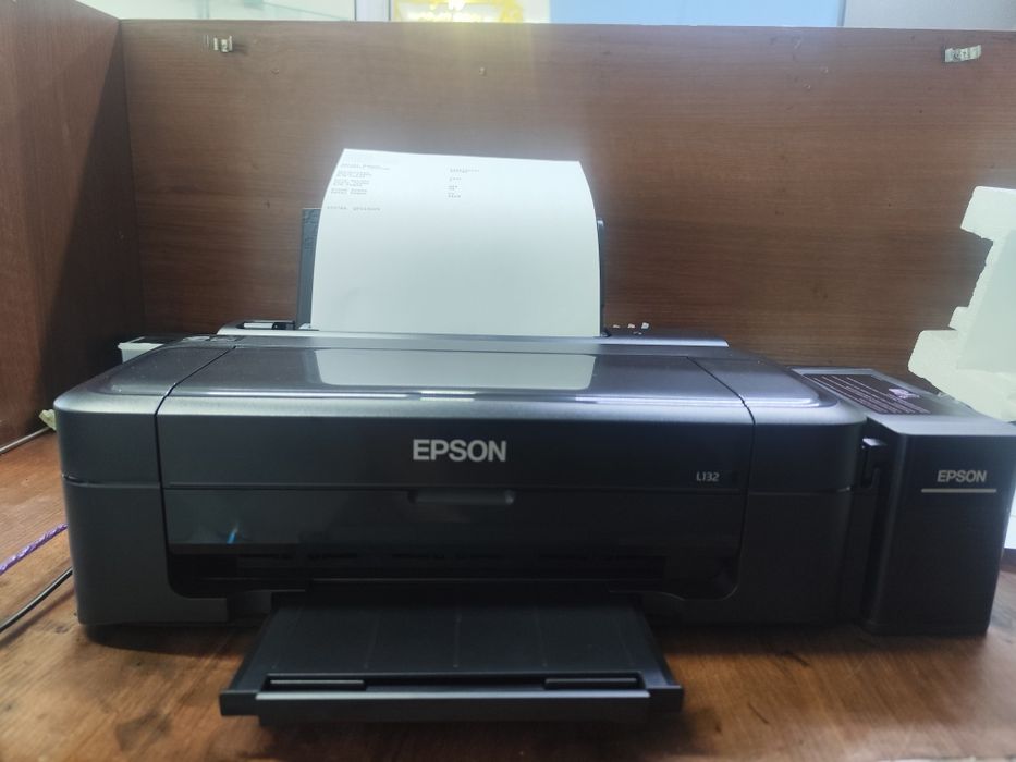 Продам цветной принтер Epson L132