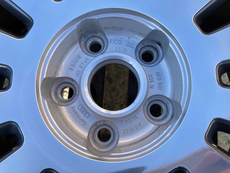 19 джанта 5х112 Audi A8 S8 4E 8,5J et45 4E0601025N Оригинал Единичка