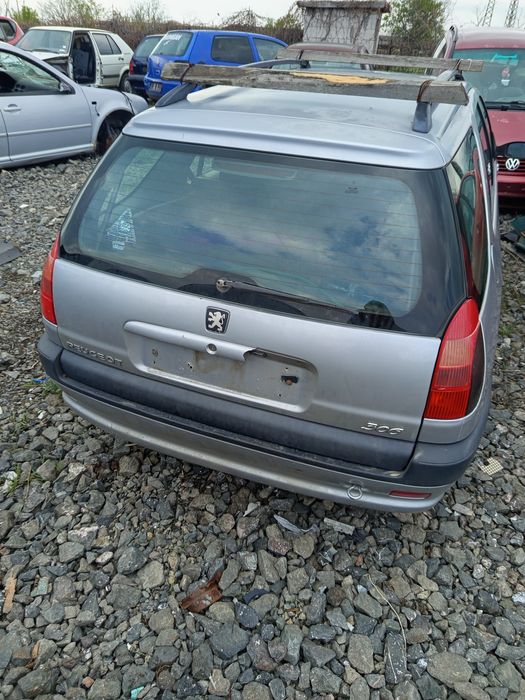 Peugeot 306 1.6 бензин 2001
