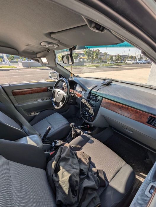 Chevrolet Lacetti 1.8 AT