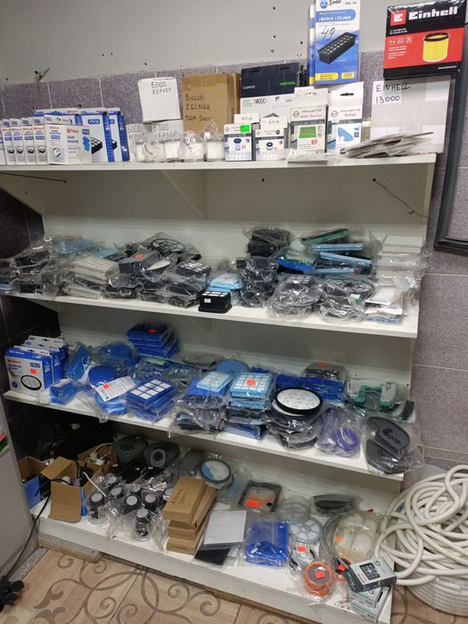 Ремонт пылесосов и микроволновых печей.