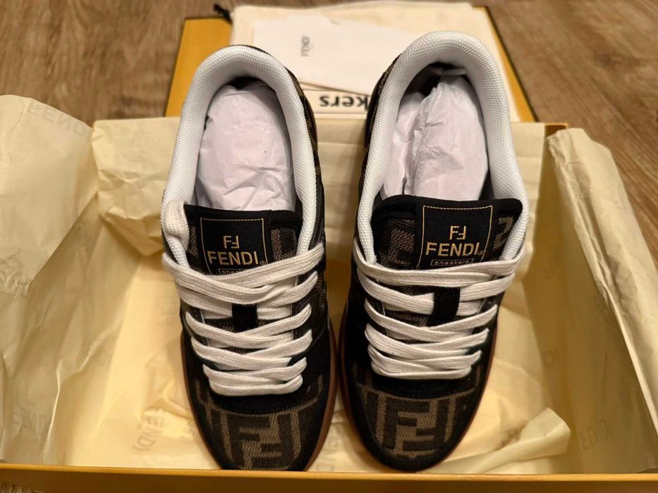 Дамски кецове FENDI
