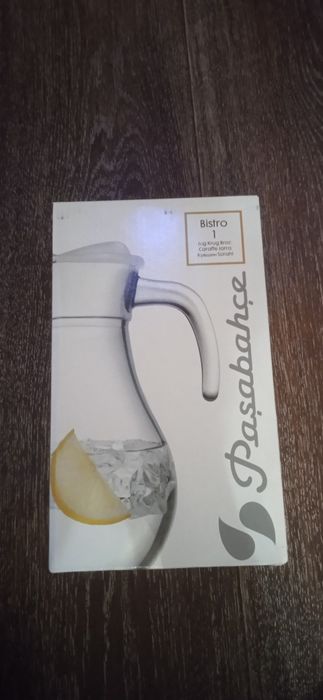 Графин для воды, 1 литр.