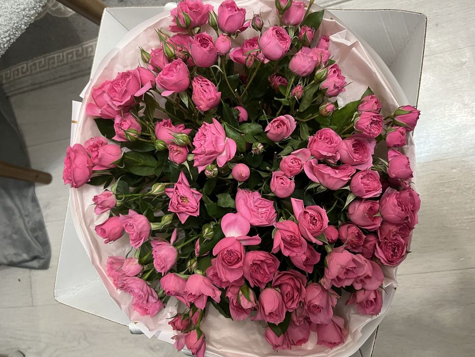 Цветы в коробке за 8000