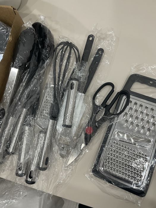 Set ustensile bucatarie