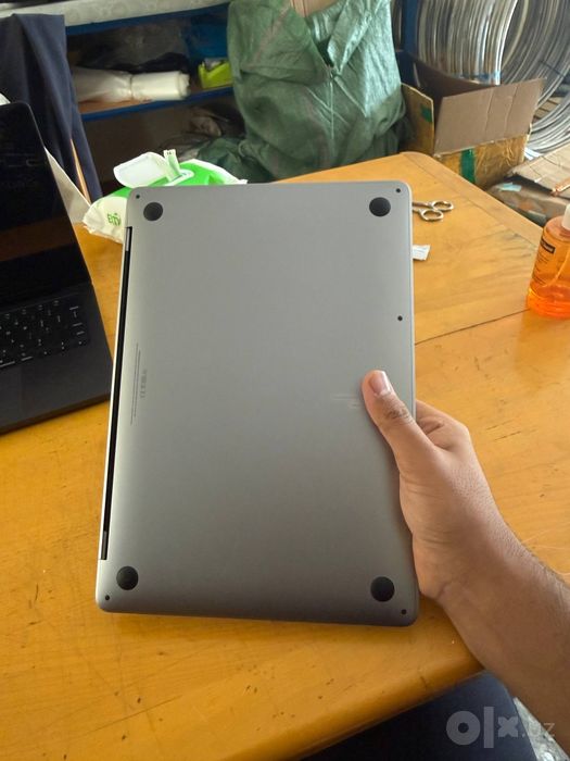MacBook pro M1 8/256