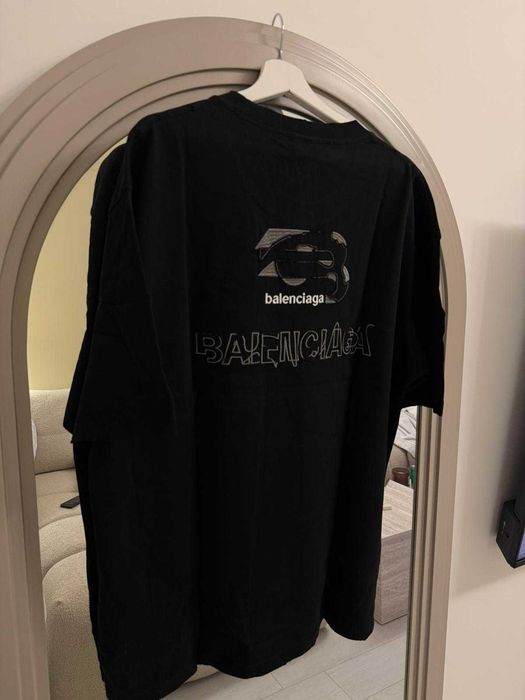 Tricou Balenciaga Distressed negru marimea M
