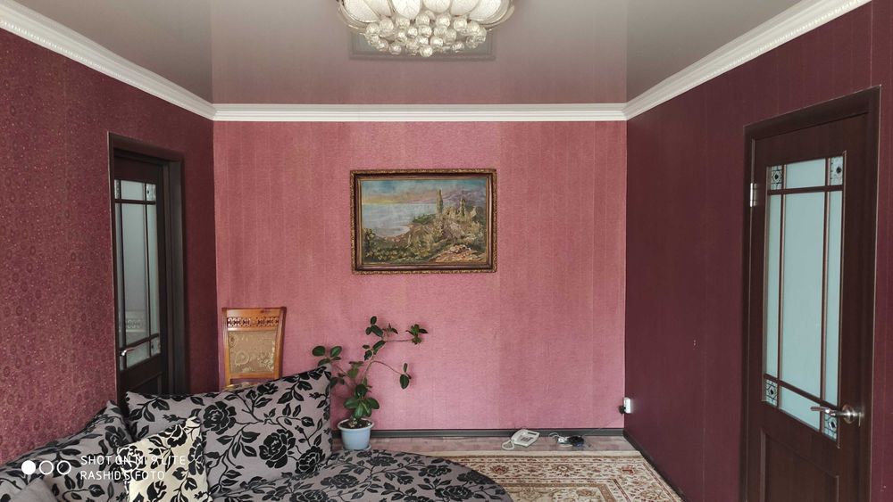 Продается 4 комнатная квартира