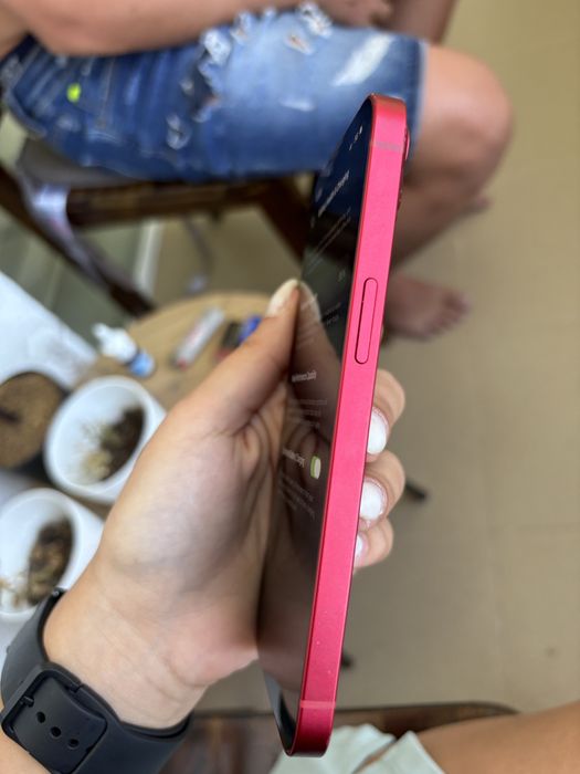 Iphone 13 перфектен